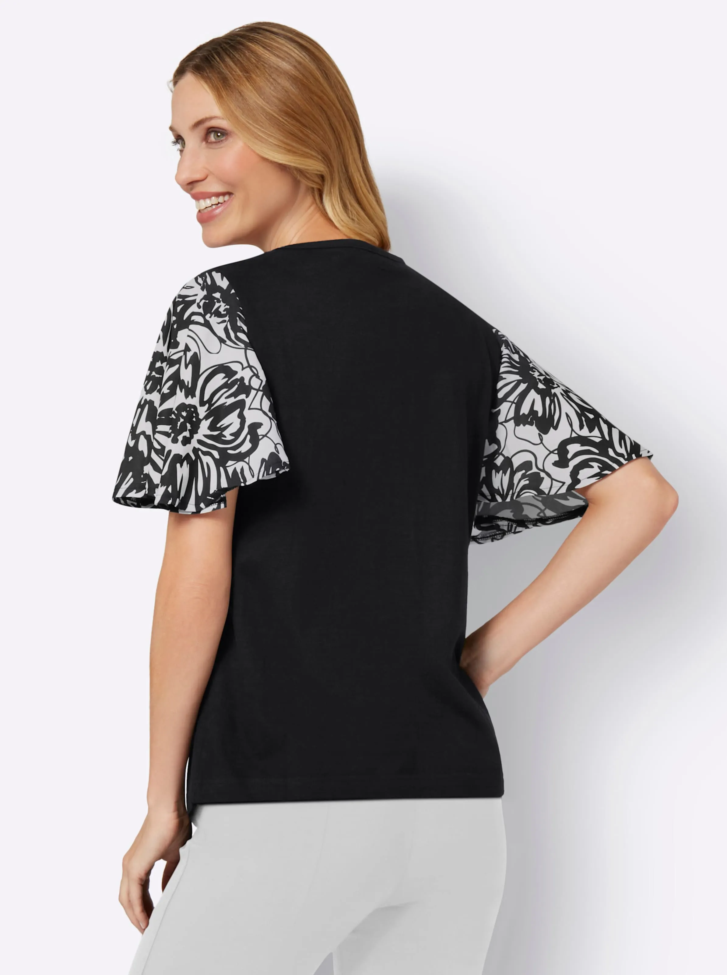 Kurzarmshirt in schwarz